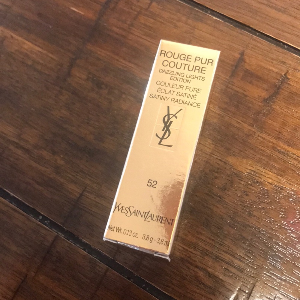 Ysl rouge pur couture lipstick #52